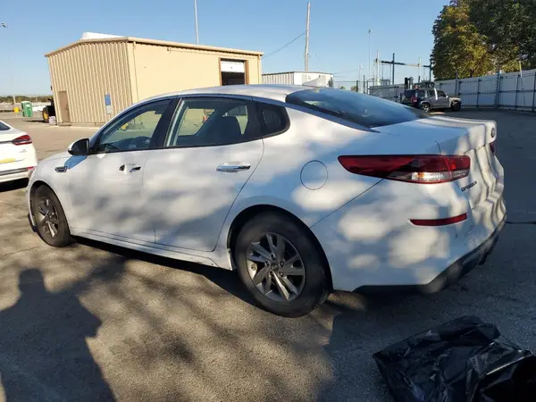 5XXGT4L32KG313443 2019 KIA OPTIMA - Image 2