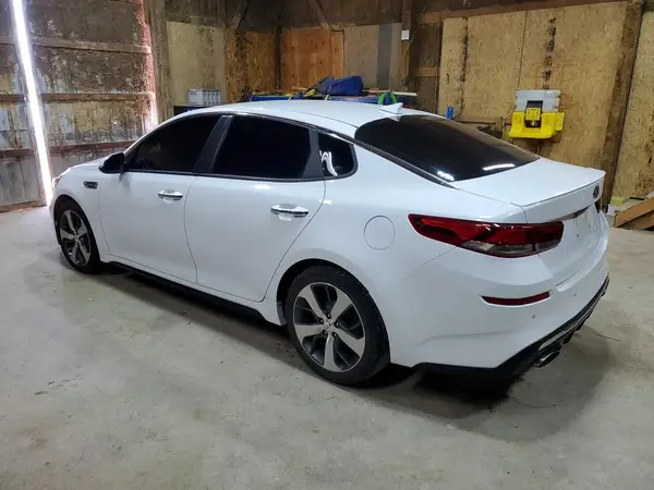5XXGT4L32KG315645 2019 KIA OPTIMA - Image 2
