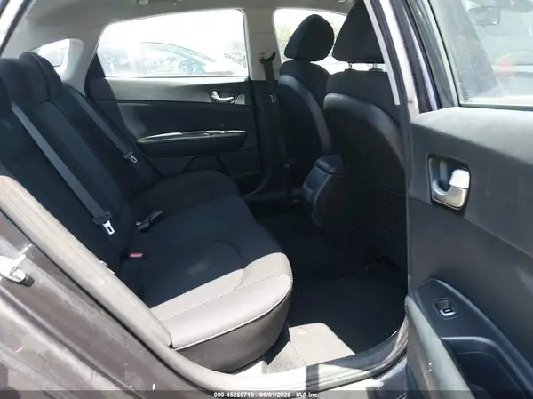 5XXGT4L32KG318254 2019 KIA OPTIMA - Image 8