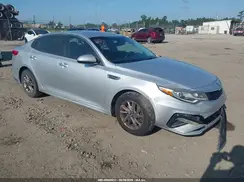 5XXGT4L32KG318822 2019 KIA OPTIMA