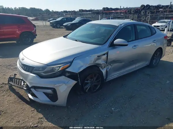5XXGT4L32KG318822 2019 KIA OPTIMA - Image 2