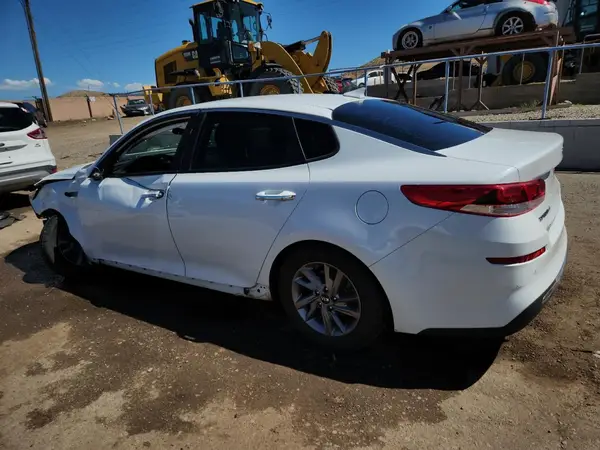 5XXGT4L32KG318965 2019 KIA OPTIMA - Image 2