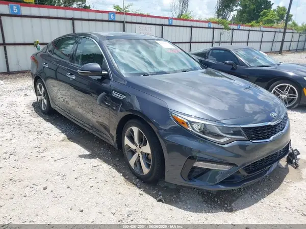5XXGT4L32KG323504 2019 KIA OPTIMA - Image 1