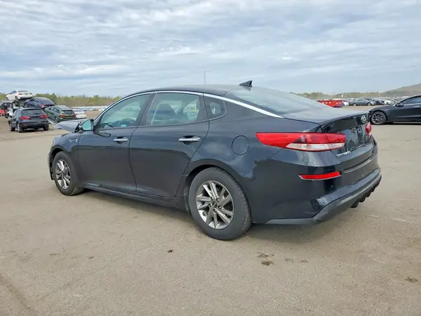 5XXGT4L32KG325365 2019 KIA OPTIMA - Image 2