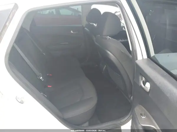 5XXGT4L32KG325639 2019 KIA OPTIMA - Image 8