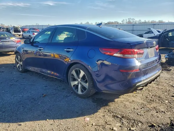 5XXGT4L32KG328721 2019 KIA OPTIMA - Image 2