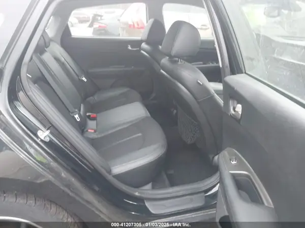 5XXGT4L32KG329805 2019 KIA OPTIMA - Image 8