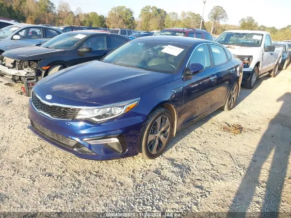 5XXGT4L32KG331117 2019 KIA OPTIMA - Image 2