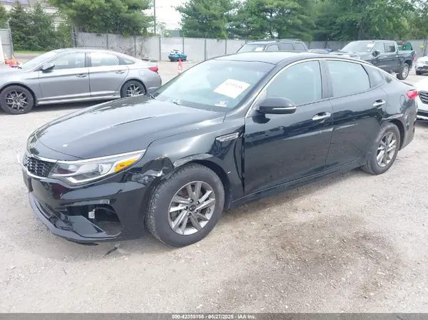 5XXGT4L32KG332719 2019 KIA OPTIMA - Image 2