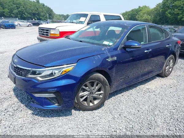 5XXGT4L32KG334177 2019 KIA OPTIMA - Image 2