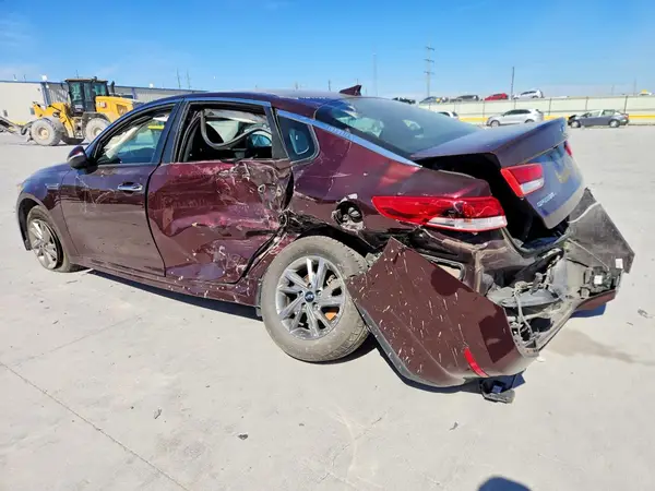5XXGT4L32KG334700 2019 KIA OPTIMA - Image 2