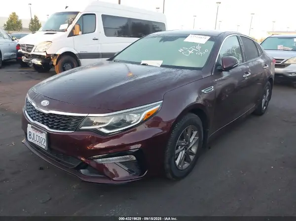 5XXGT4L32KG335233 2019 KIA OPTIMA - Image 2