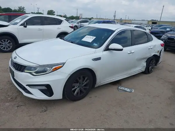 5XXGT4L32KG337466 2019 KIA OPTIMA - Image 2