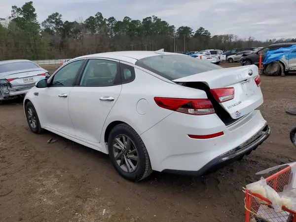 5XXGT4L32KG338441 2019 KIA OPTIMA - Image 2