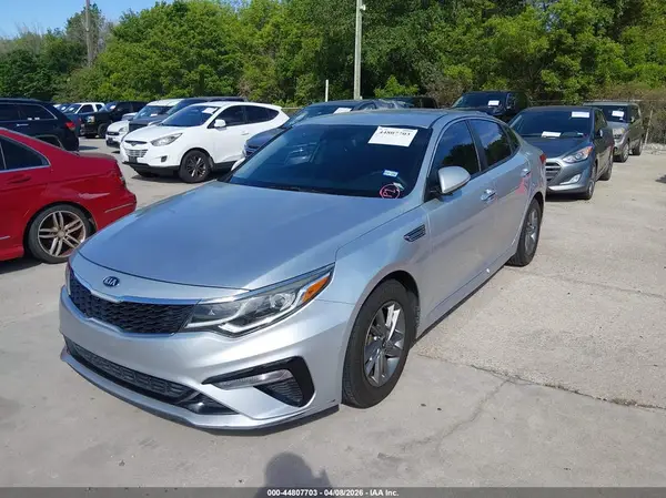 5XXGT4L32KG339587 2019 KIA OPTIMA - Image 2