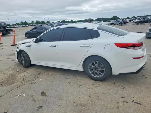 5XXGT4L32KG340190 2019 KIA OPTIMA - Image 2