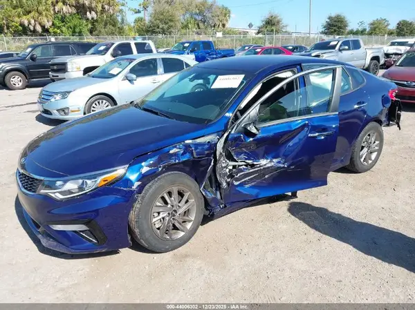 5XXGT4L32KG340383 2019 KIA OPTIMA - Image 2
