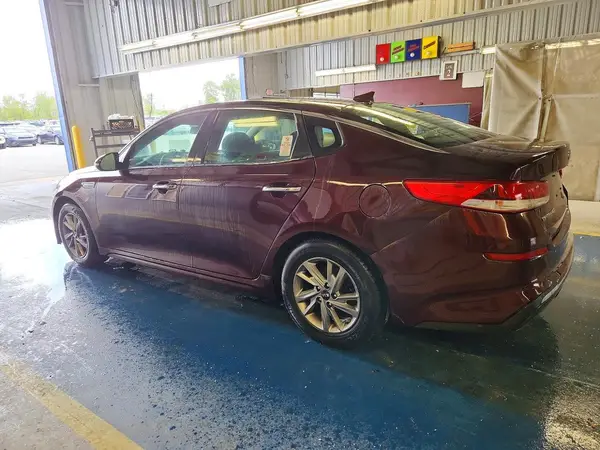 5XXGT4L32KG344191 2019 KIA OPTIMA - Image 2