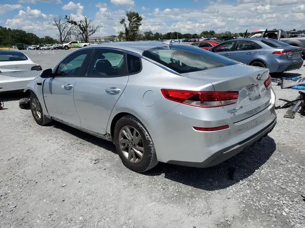5XXGT4L32KG348614 2019 KIA OPTIMA - Image 2