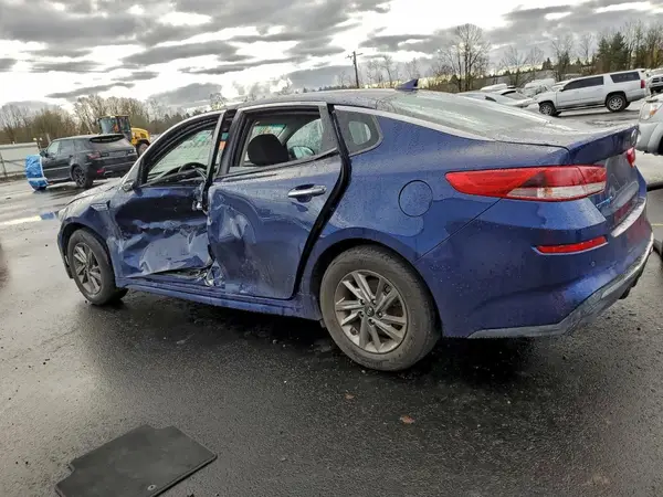 5XXGT4L32KG357605 2019 KIA OPTIMA - Image 2