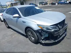 5XXGT4L32KG357720 2019 KIA OPTIMA