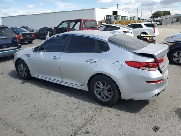 5XXGT4L32KG357734 2019 KIA OPTIMA - Image 2