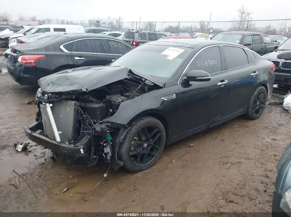 5XXGT4L32KG360911 2019 KIA OPTIMA - Image 2