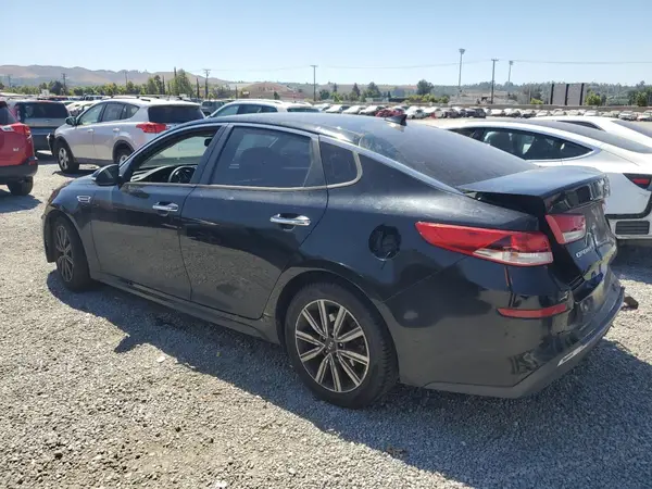 5XXGT4L32KG366319 2019 KIA OPTIMA - Image 2