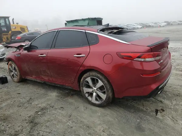 5XXGT4L32KG366563 2019 KIA OPTIMA - Image 2
