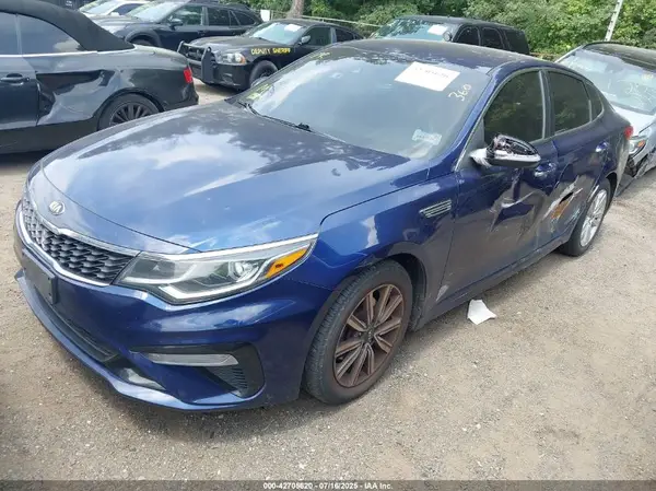 5XXGT4L32KG367289 2019 KIA OPTIMA - Image 2