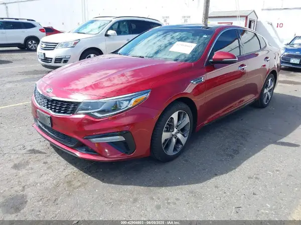 5XXGT4L32KG368152 2019 KIA OPTIMA - Image 2