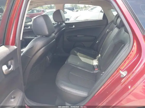 5XXGT4L32KG368152 2019 KIA OPTIMA - Image 8