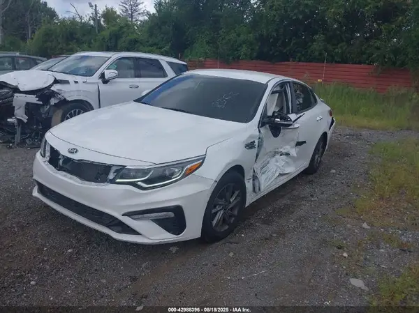 5XXGT4L32KG368362 2019 KIA OPTIMA - Image 2