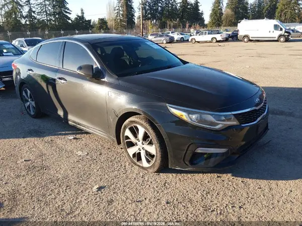 5XXGT4L32KG369687 2019 KIA OPTIMA - Image 1