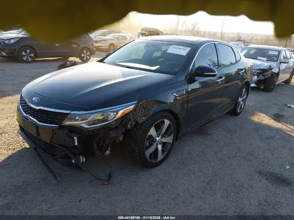 5XXGT4L32KG369687 2019 KIA OPTIMA - Image 2