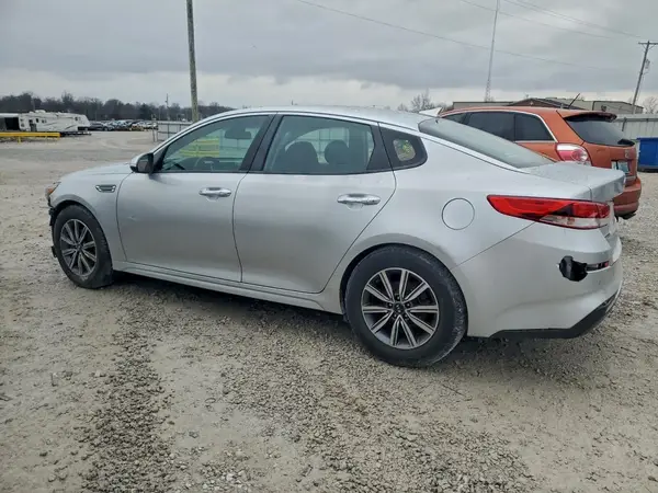 5XXGT4L32KG369916 2019 KIA OPTIMA - Image 2