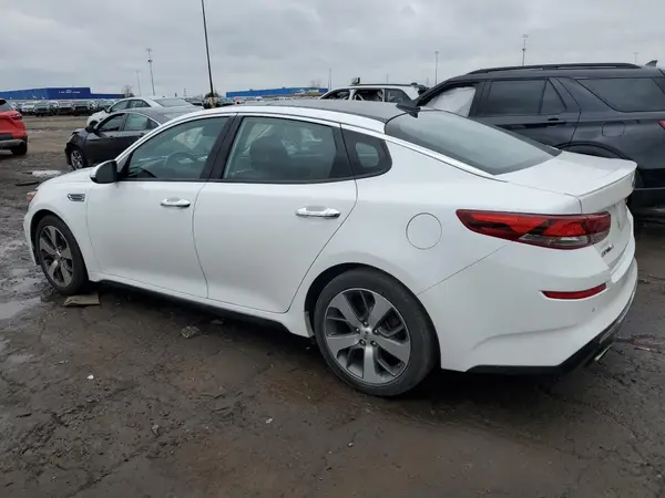 5XXGT4L32KG370239 2019 KIA OPTIMA - Image 2