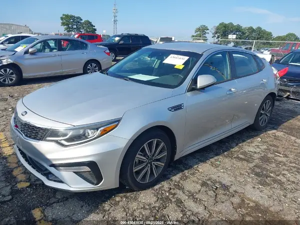 5XXGT4L32KG372072 2019 KIA OPTIMA - Image 2