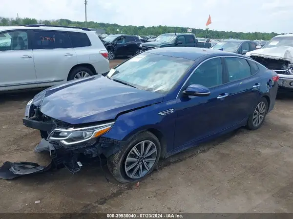 5XXGT4L32KG375070 2019 KIA OPTIMA - Image 2