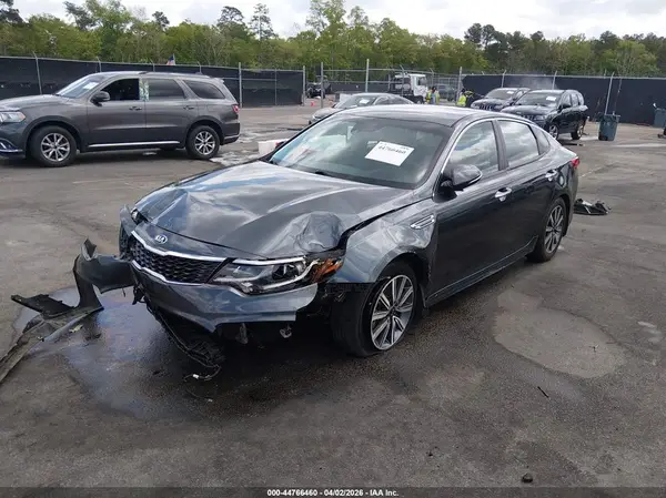 5XXGT4L32KG378163 2019 KIA OPTIMA - Image 2