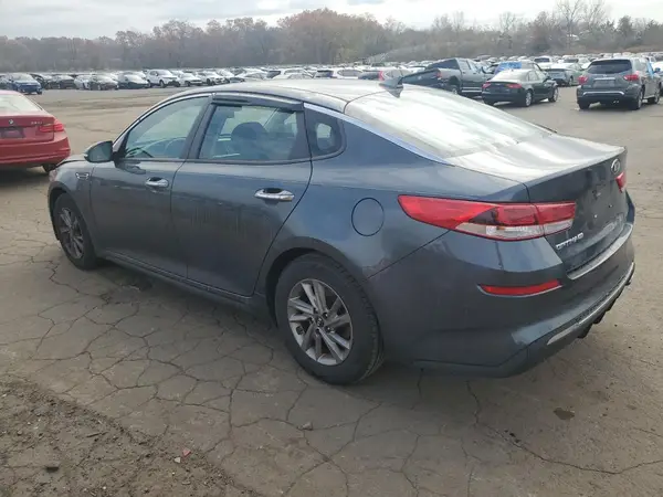 5XXGT4L32KG378468 2019 KIA OPTIMA - Image 2