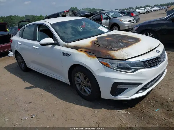 5XXGT4L32KG379426 2019 KIA OPTIMA - Image 1