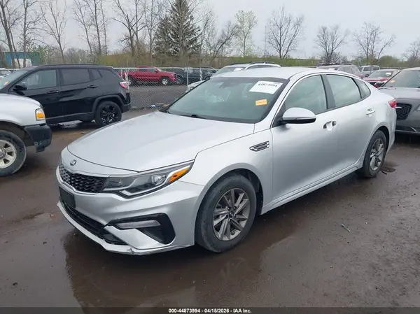 5XXGT4L32LG381274 2020 KIA OPTIMA - Image 2