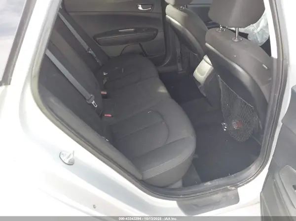 5XXGT4L32LG385809 2020 KIA OPTIMA - Image 8