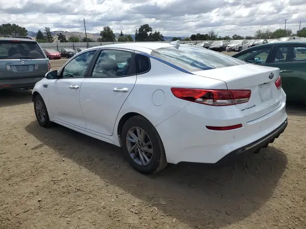 5XXGT4L32LG386071 2020 KIA OPTIMA - Image 2