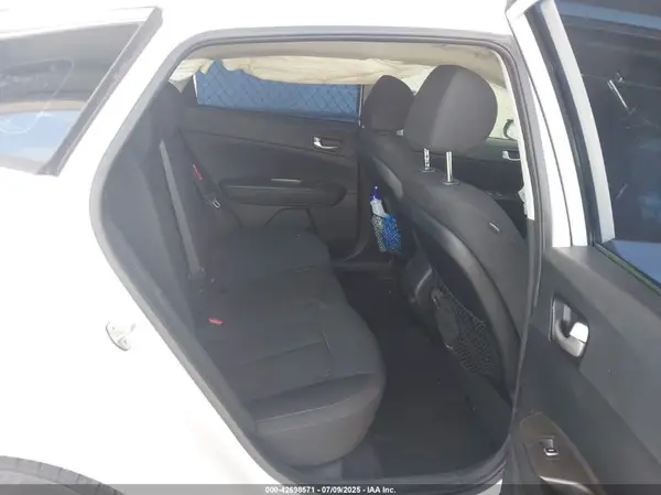 5XXGT4L32LG386118 2020 KIA OPTIMA - Image 8
