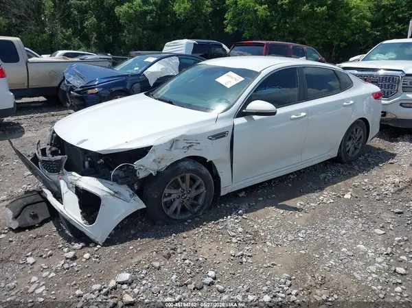 5XXGT4L32LG387947 2020 KIA OPTIMA - Image 2