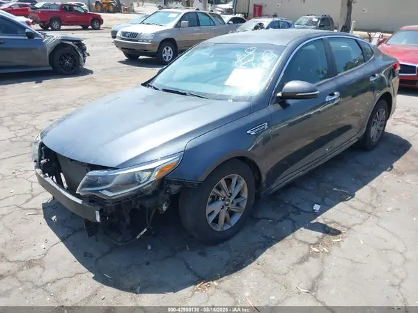 5XXGT4L32LG389004 2020 KIA OPTIMA - Image 2