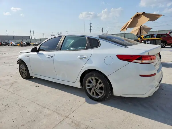 5XXGT4L32LG392324 2020 KIA OPTIMA - Image 2