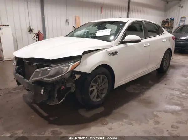5XXGT4L32LG394087 2020 KIA OPTIMA - Image 2